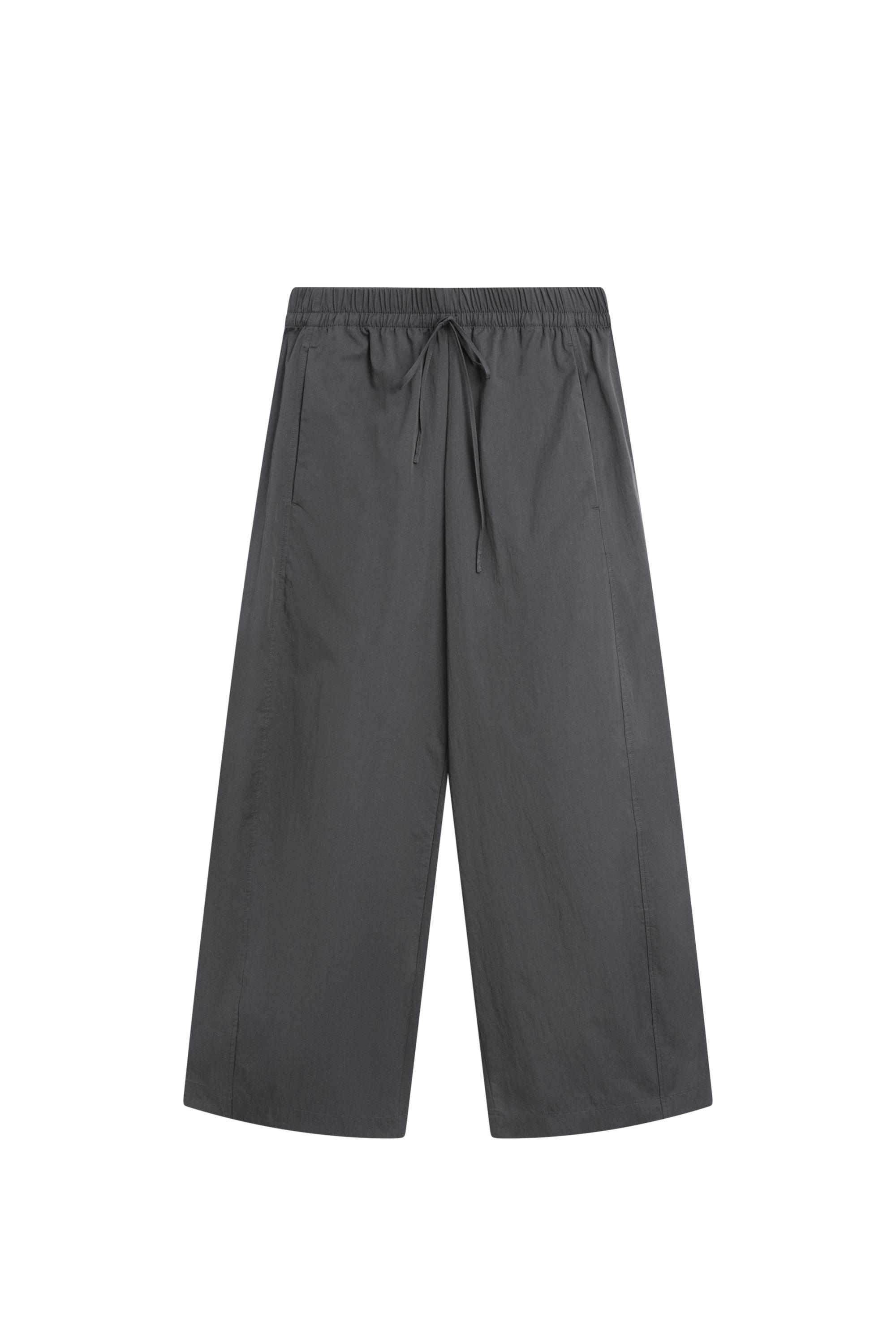 Cropped technical barrel fit pants — 456
