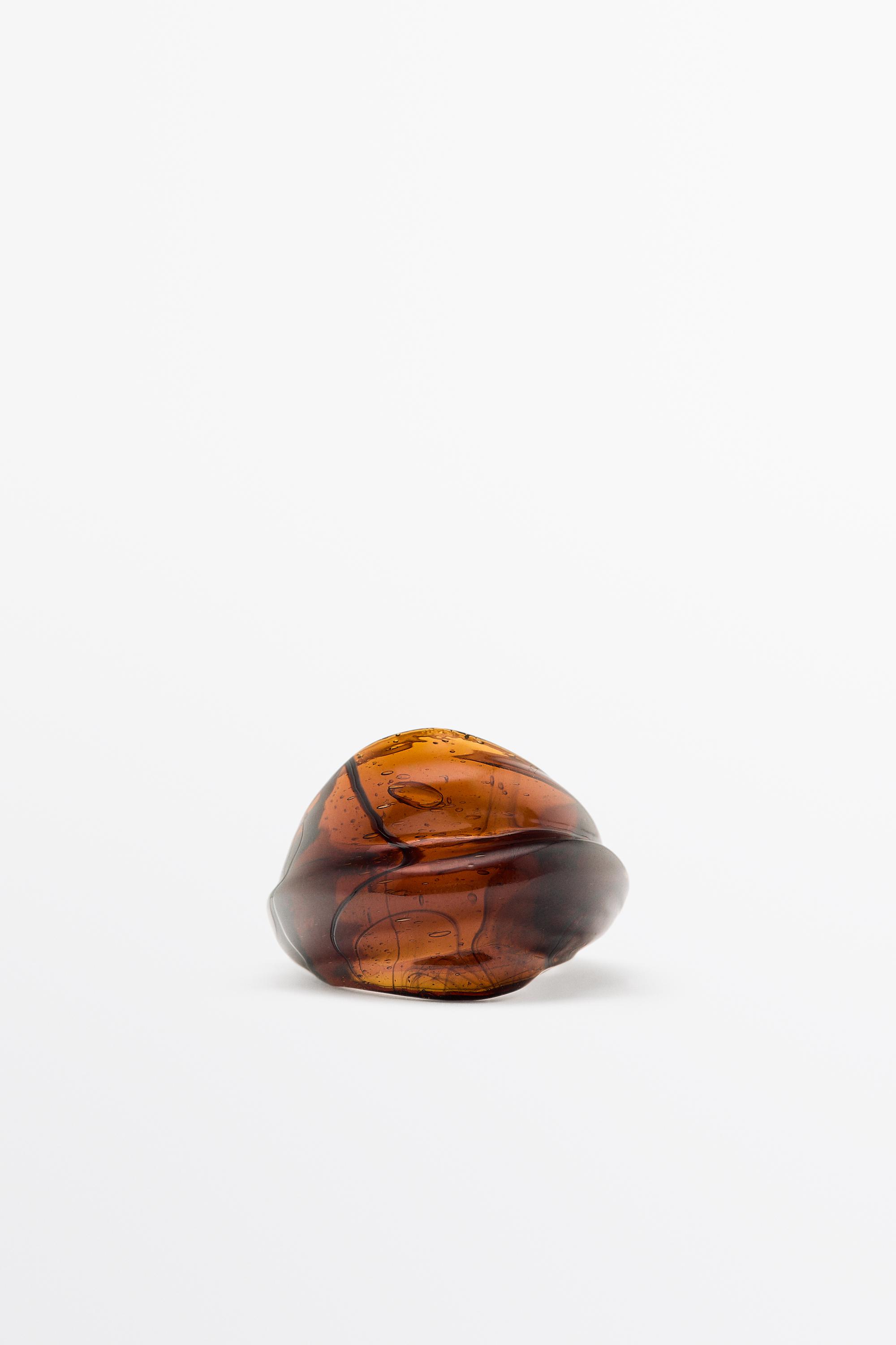 Round volume glass ring