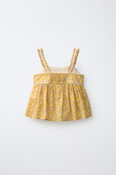 TOP À FLEURS ET ONDULINE - Jaune pastel de Zara - Image 1