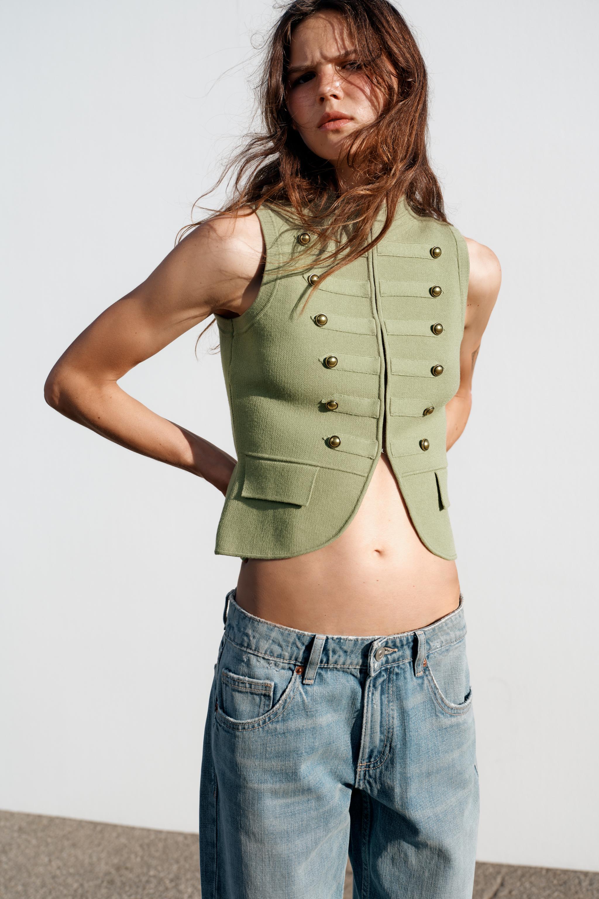 FIREMAN CLASP KNIT VEST
