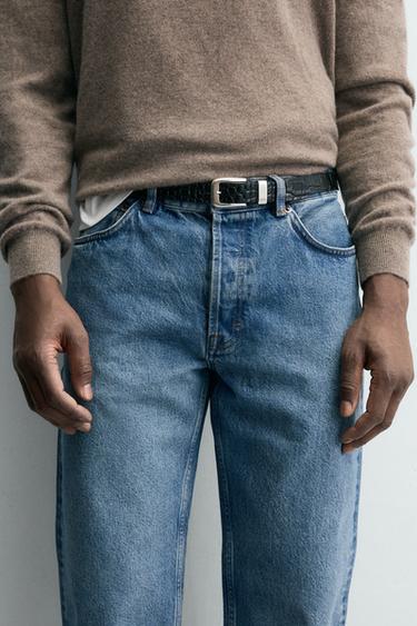 CINTURÓN PIEL GRABADA - Negro de Zara - Imagen 0