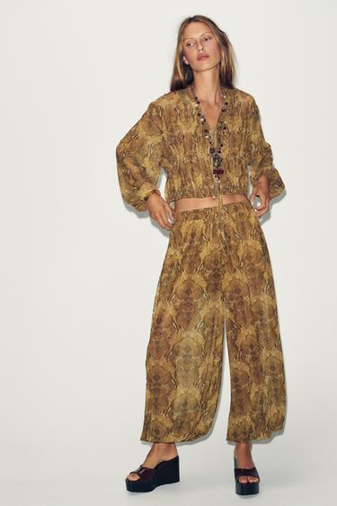 PANTALÓN BOMBACHO ESTAMPADO - Verdes de Zara - Imagen 0