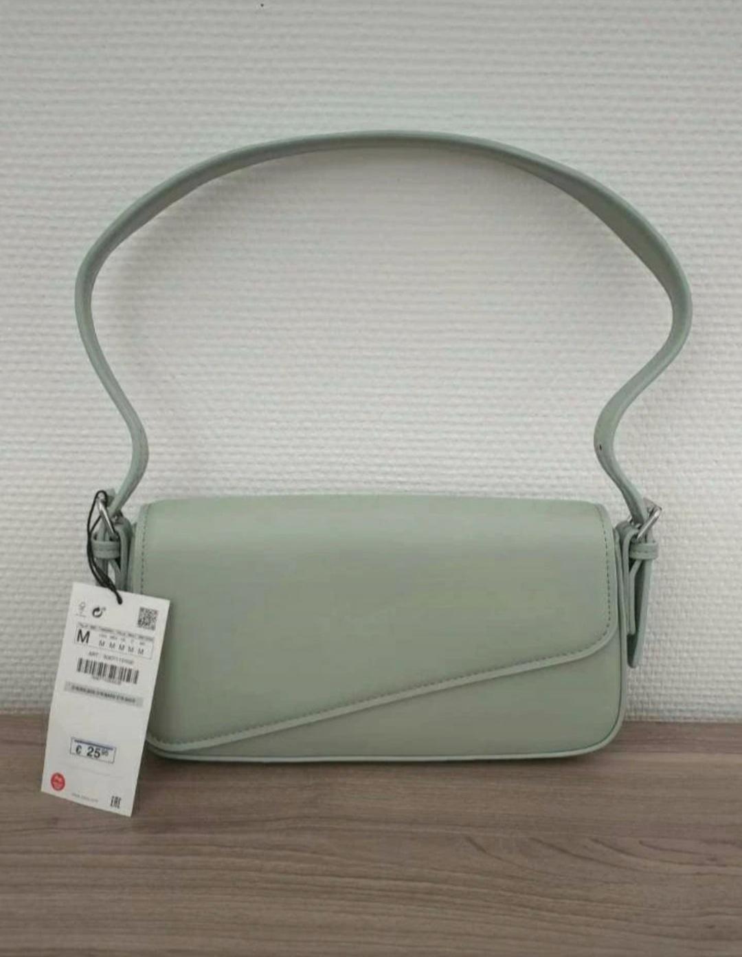 SHOULDER BAG WITH GEOMETRIC FLAP