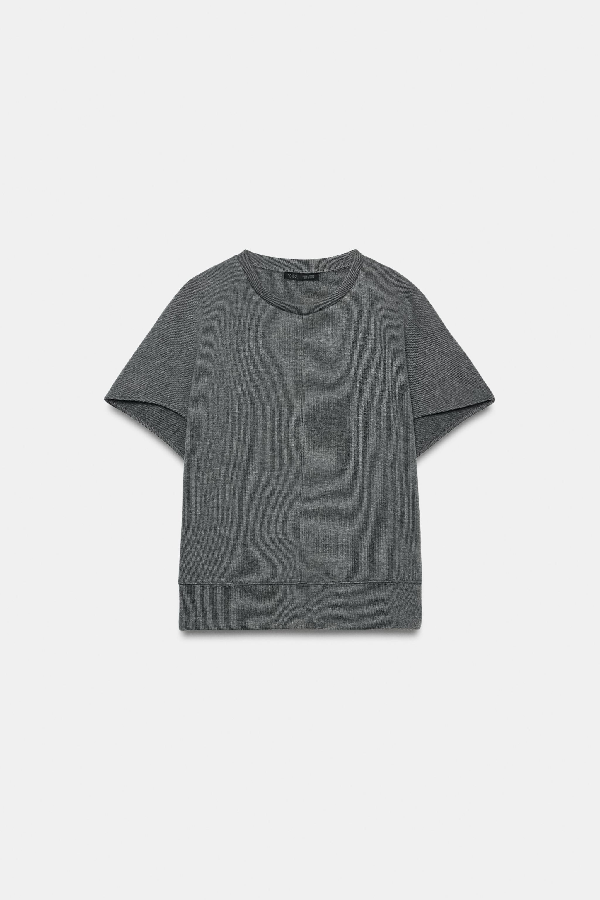 TOP DOUX À MANCHES COURTES