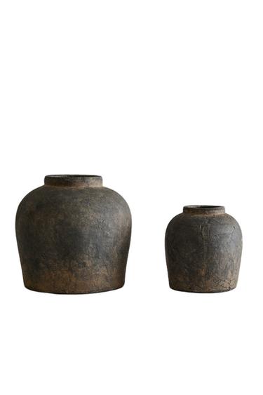 VÁZA Z KERAMIKY S TEXTUROU OPOTŘEBENÍ - Černá od Zara