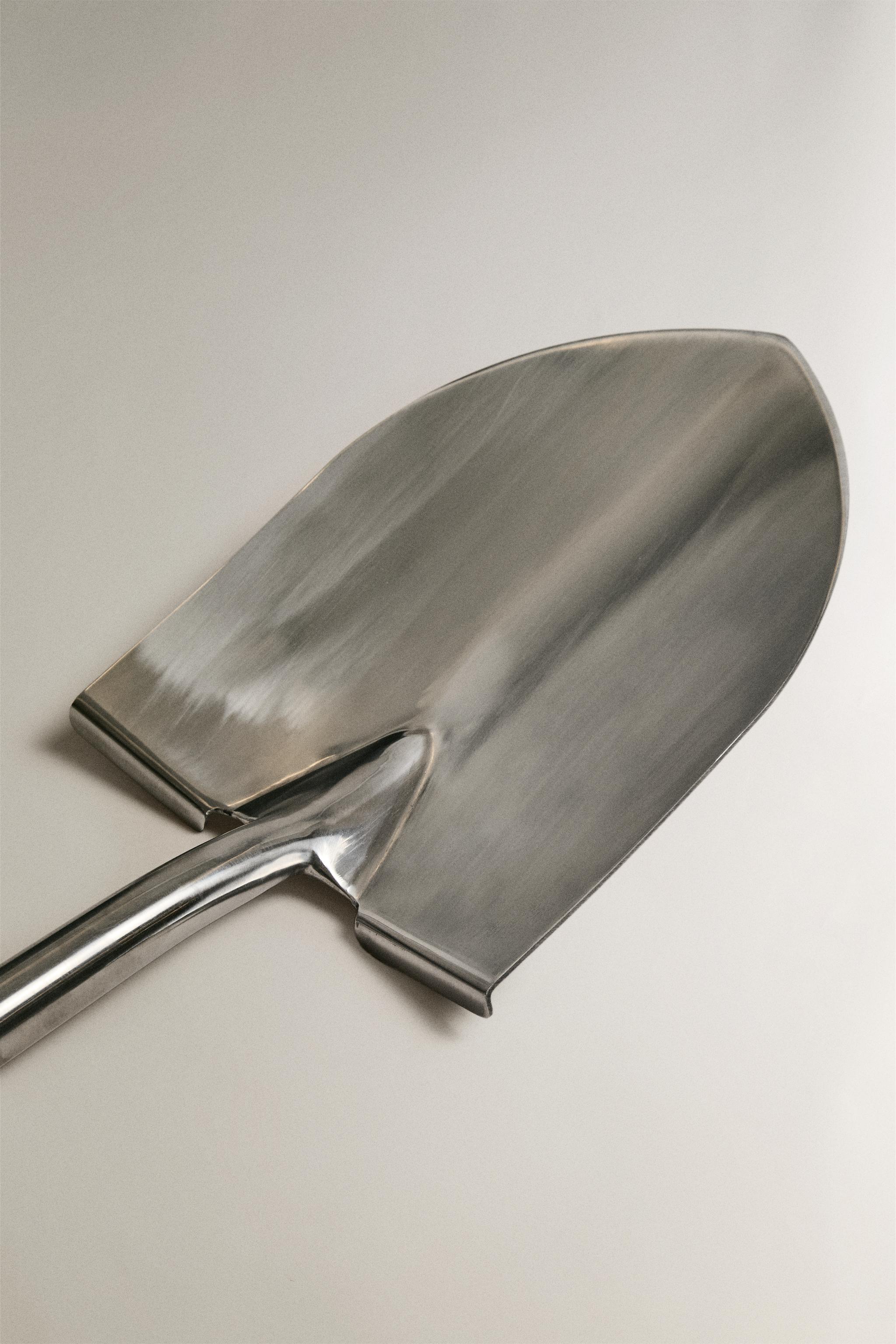 PELLE DE JARDIN GRANDE