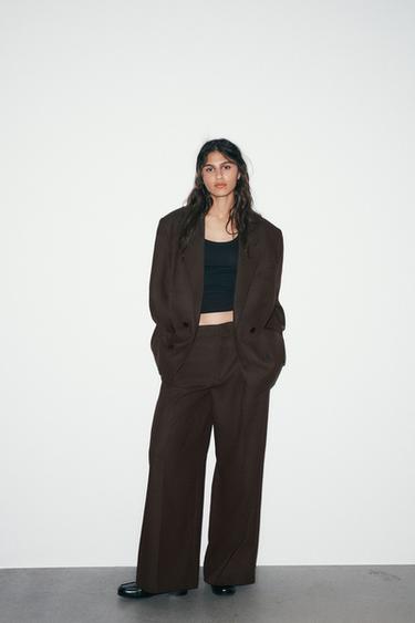 TROUSERS WITH PLEATS AND POCKETS - Dark brown by Zara