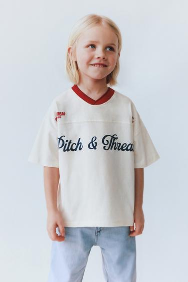 CAMISETA ESTAMPADA FÚTBOL - Crudo de Zara