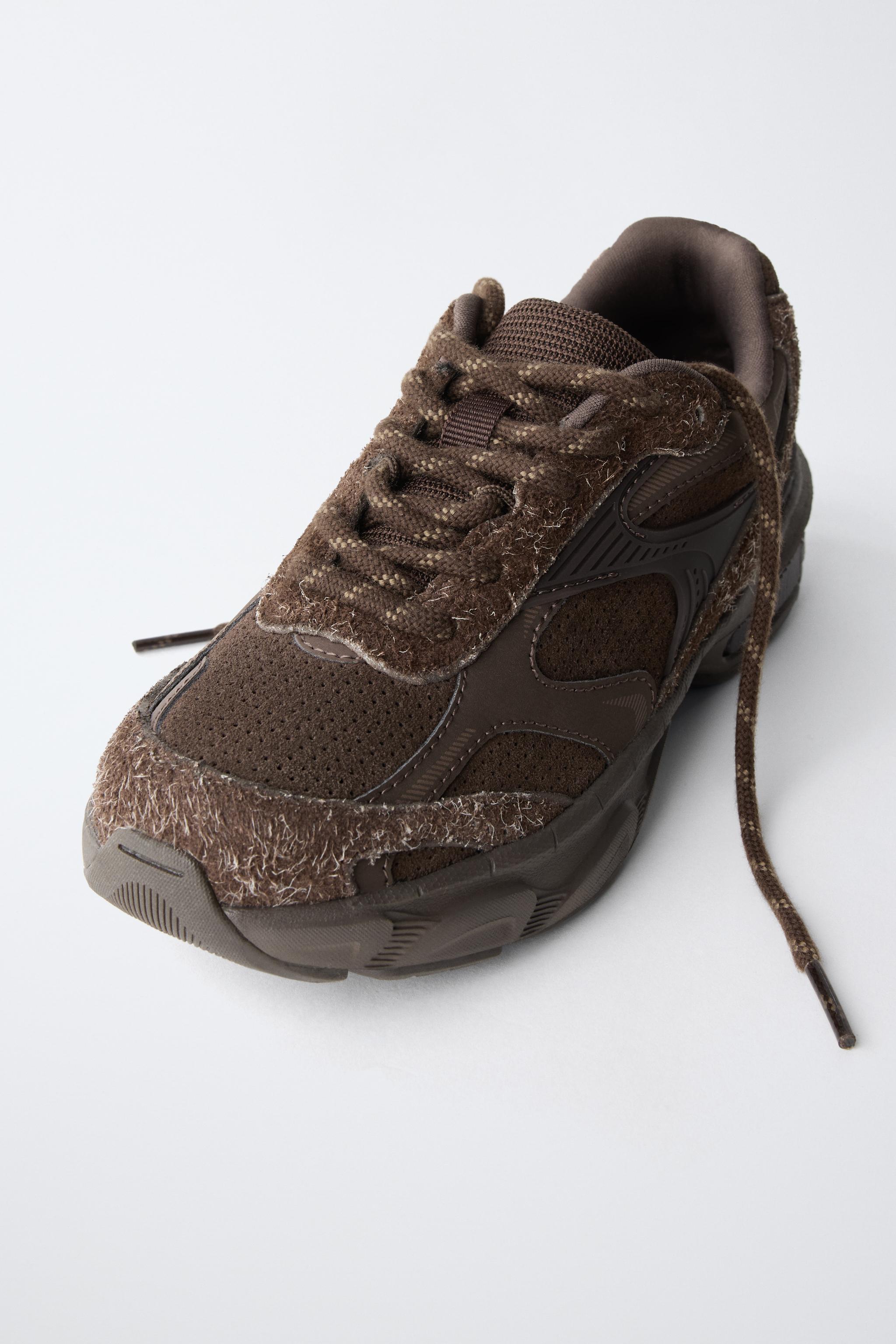 TECHNICAL MESH SNEAKERS