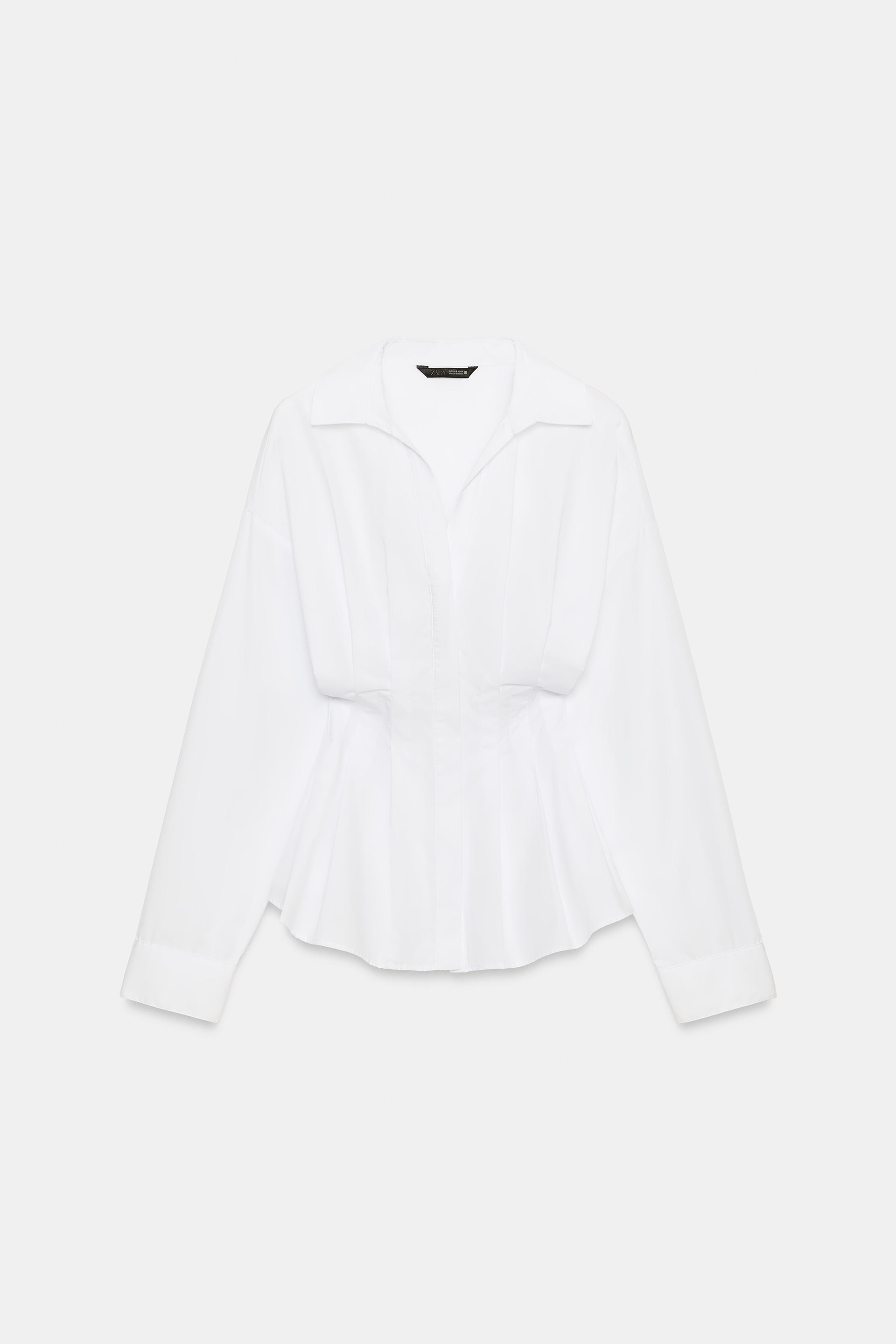 CHEMISE À RAYURES ET PLIS
