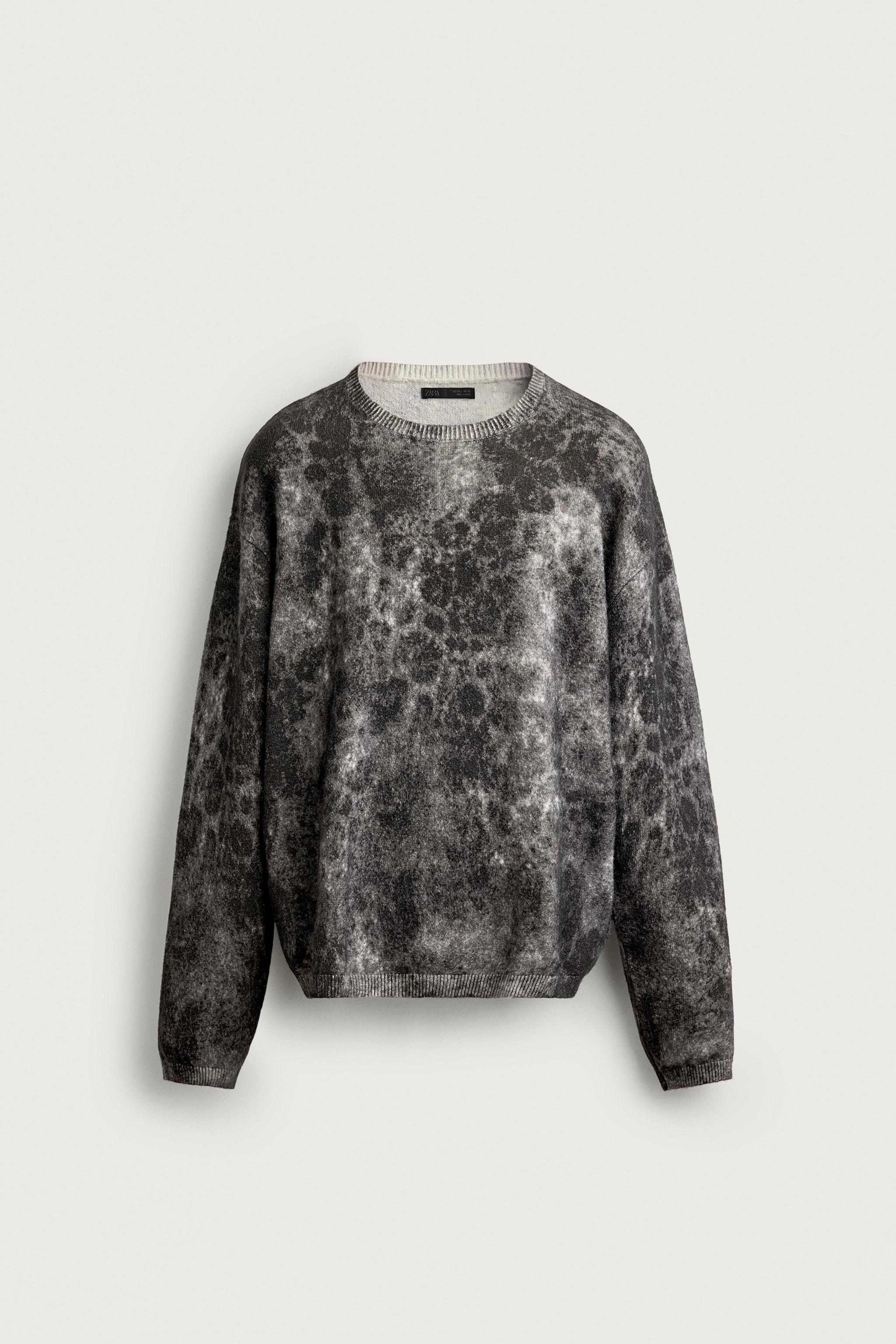 ABSTRACT PRINT RELAXED FIT SWEATER