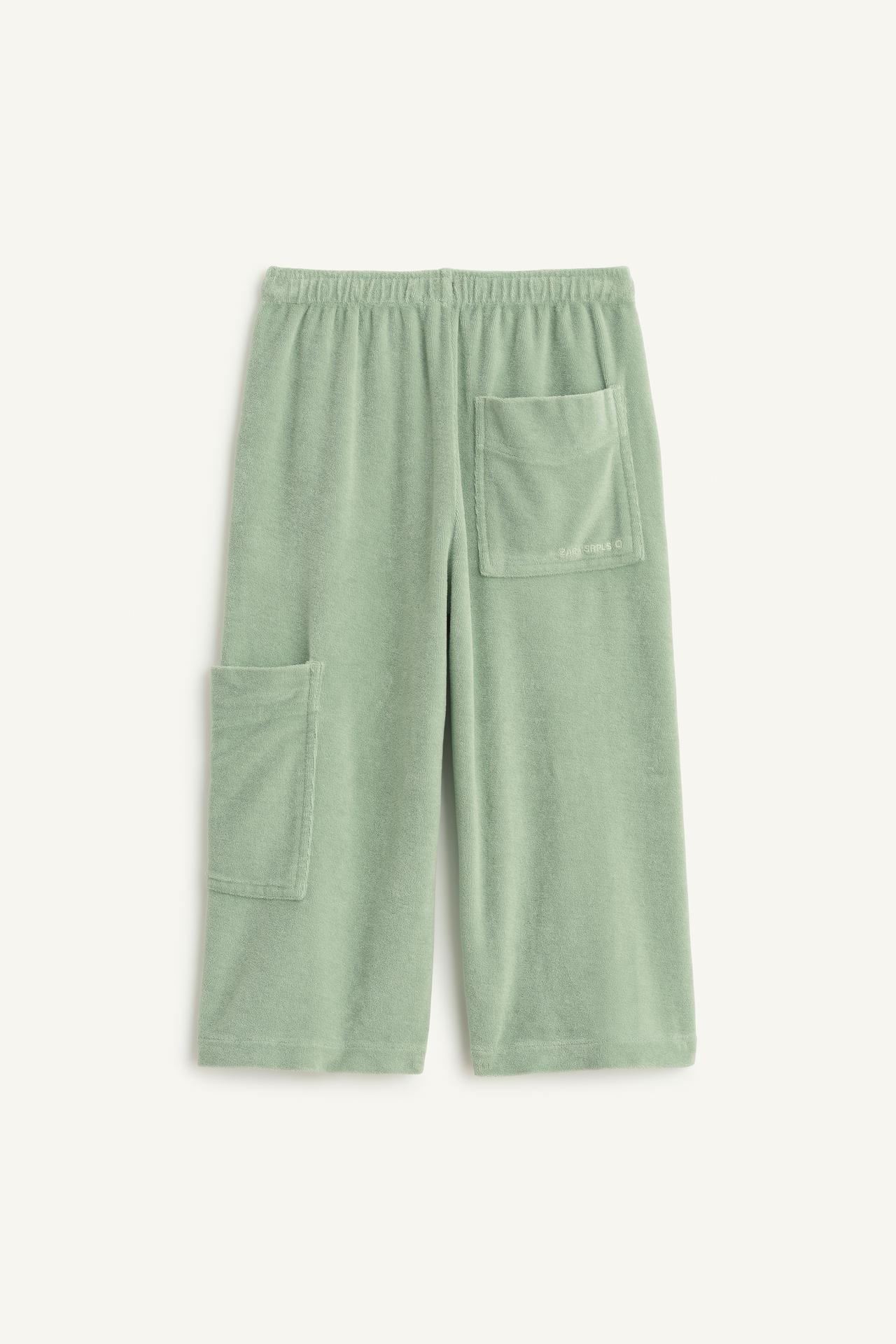 TWL PNT — Pastel green