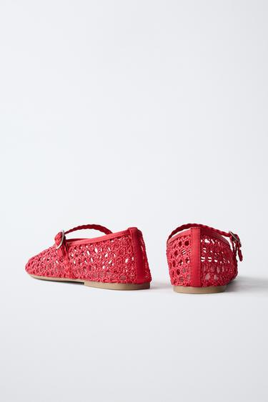 BALLERINES AJOURÉES - Rouge de Zara - Image 4