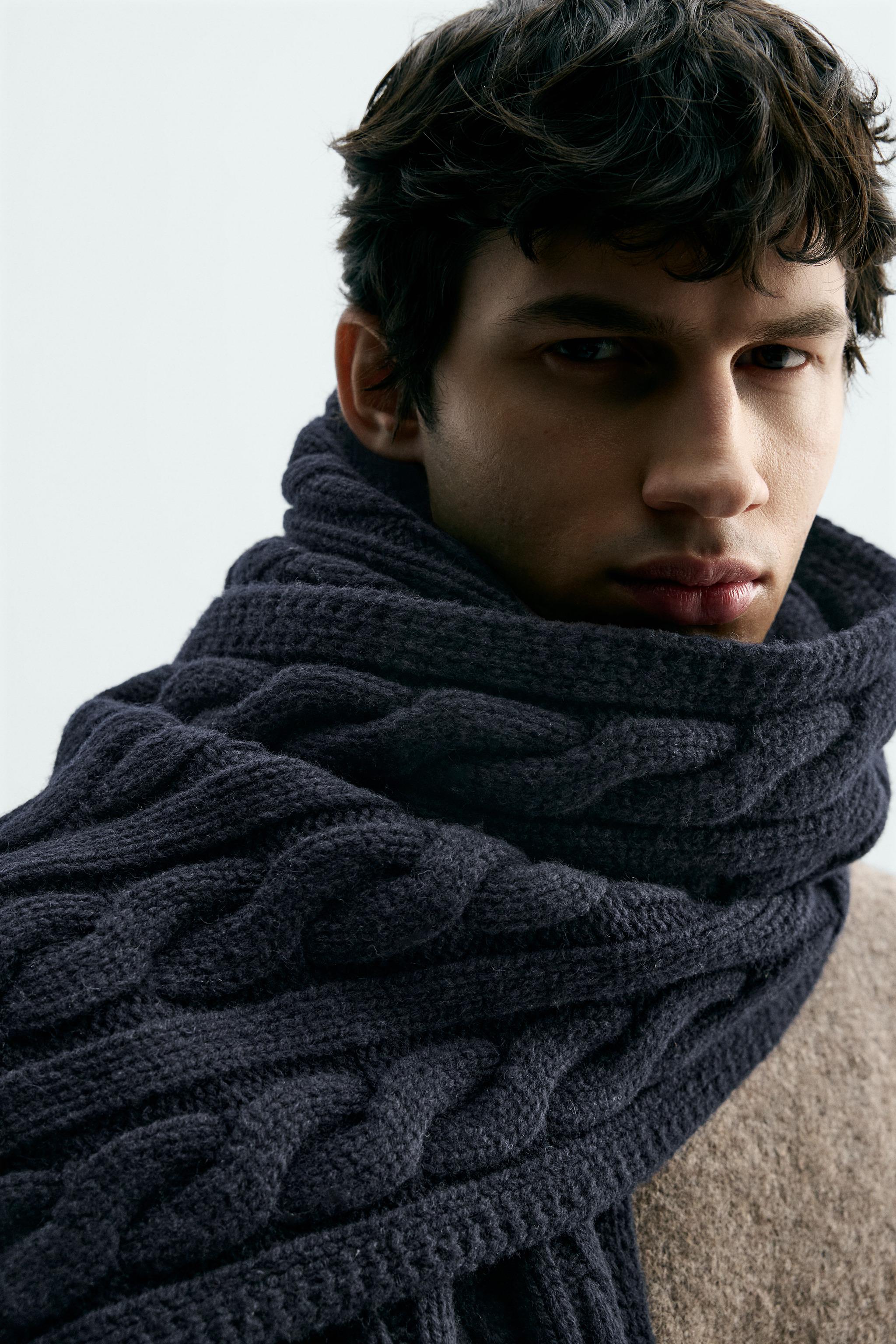 100% WOOL BRAIDED SCARF