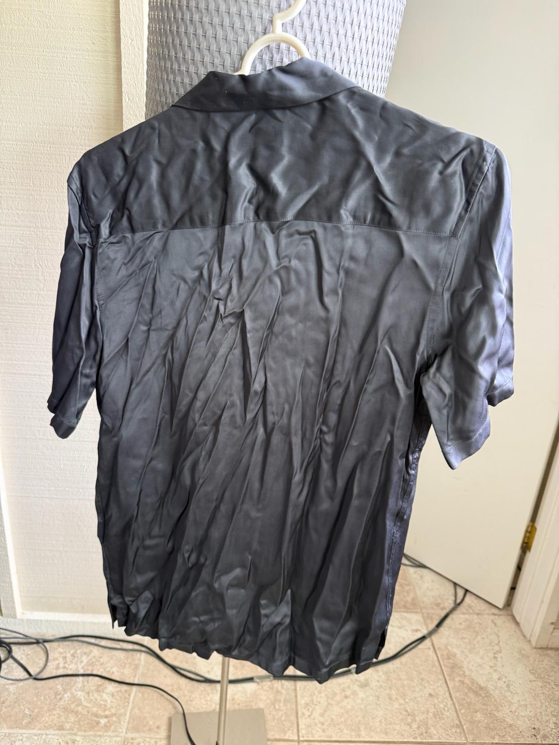CAMISA SATINADA RELAXED FIT - Image 2