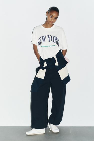 T-SHIRT I BOMULD MED TEKST - råhvid fra Zara