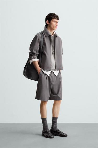 BERMUDA RELAXED FIT PLIEGUES - Gris de Zara - Imagen 0