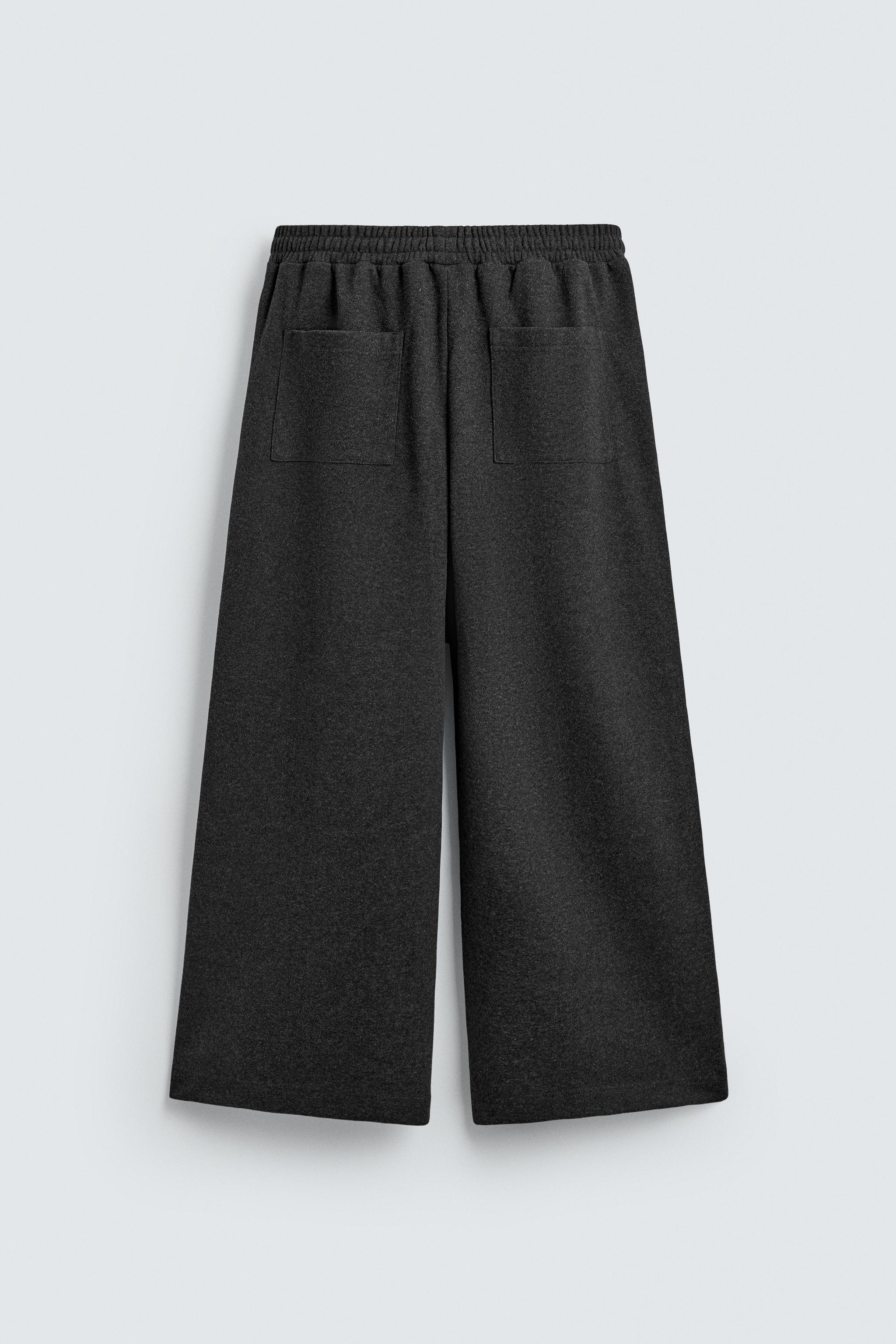 TEXTURED WIDE FIT JOGGER PANTS
