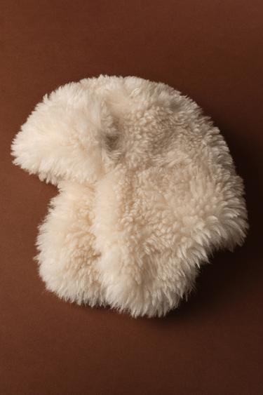 Zara FAUX FUR SKI HAT COLLECTION - Ice