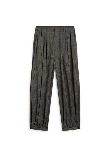 Pantalón balloon fluido rayas - Gris / Beige de Zara