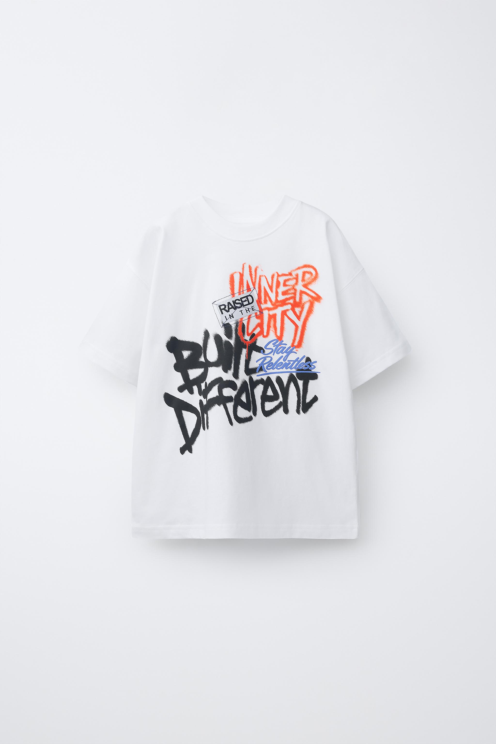 T-SHIRT À IMPRIMÉ GRAFFITI