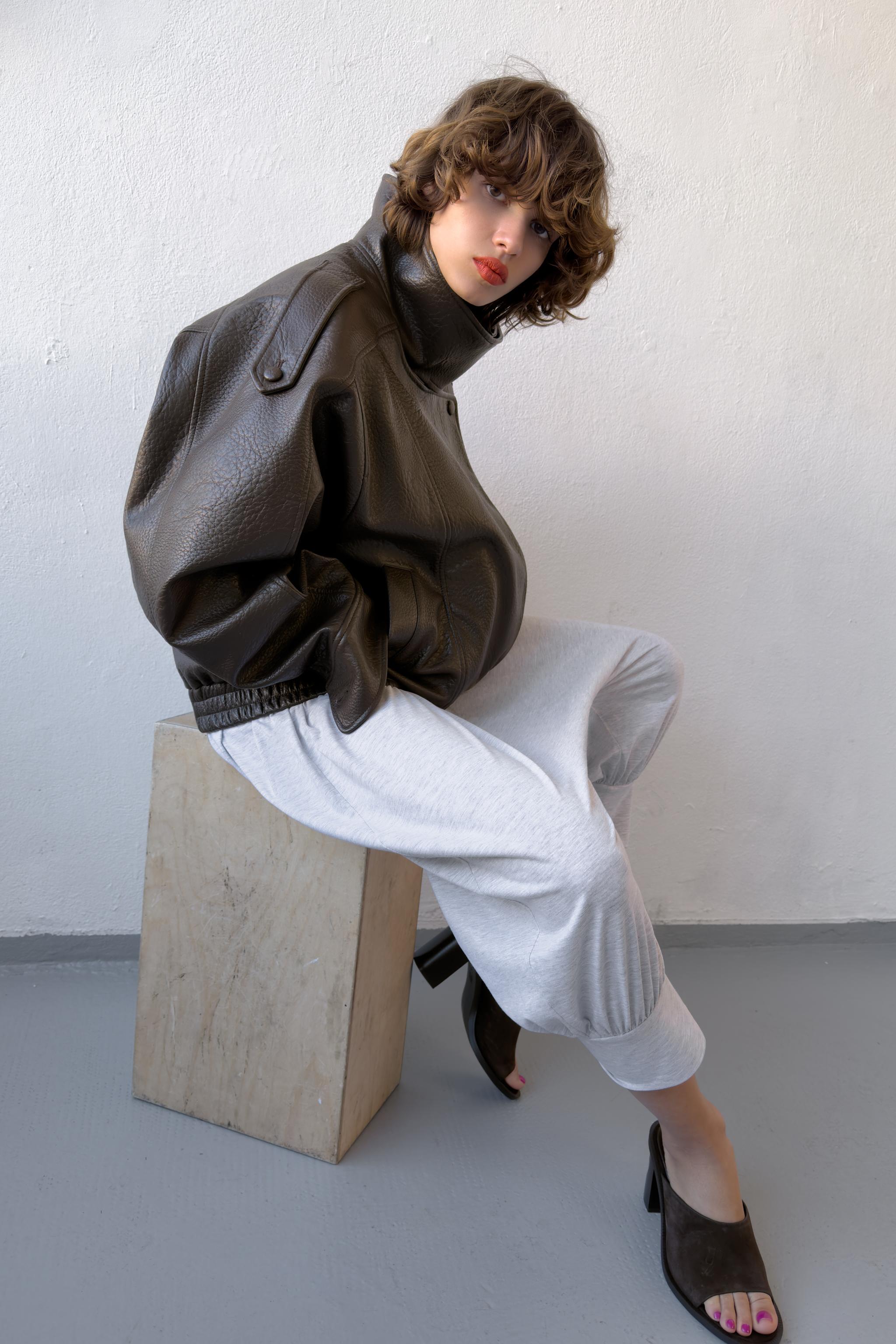 ワイドヒール レザーサンダル - ブラウン | ZARA Japan / 日本