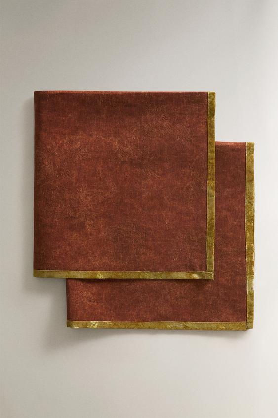 Zara REVERSIBLE SATIN NAPKINS (PACK OF 2) | MARISA BERENSON - Coral - Image 0