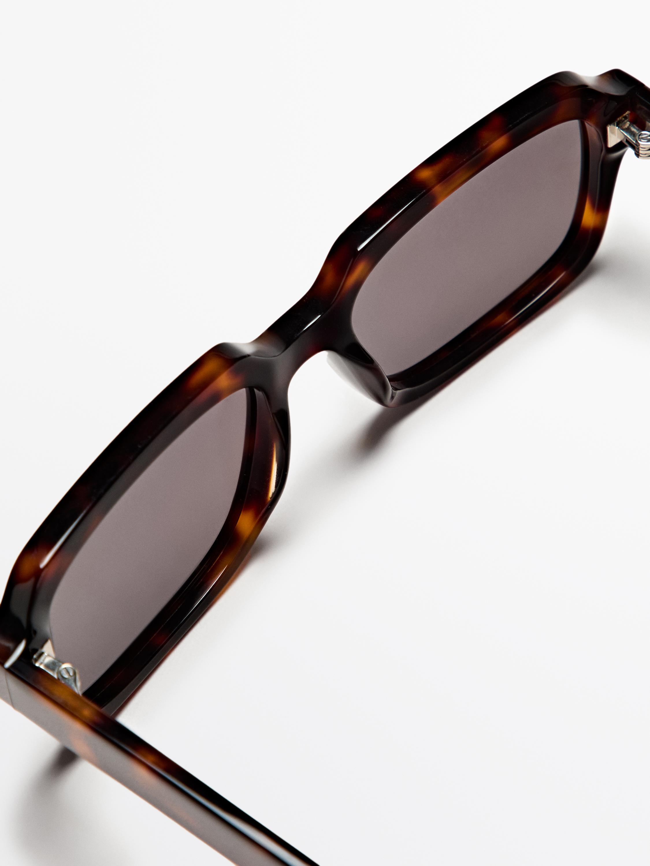 Lunettes de soleil rectangulaires