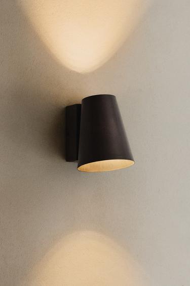 RUSTIK VÆGLAMPE I METAL - Rust fra Zara