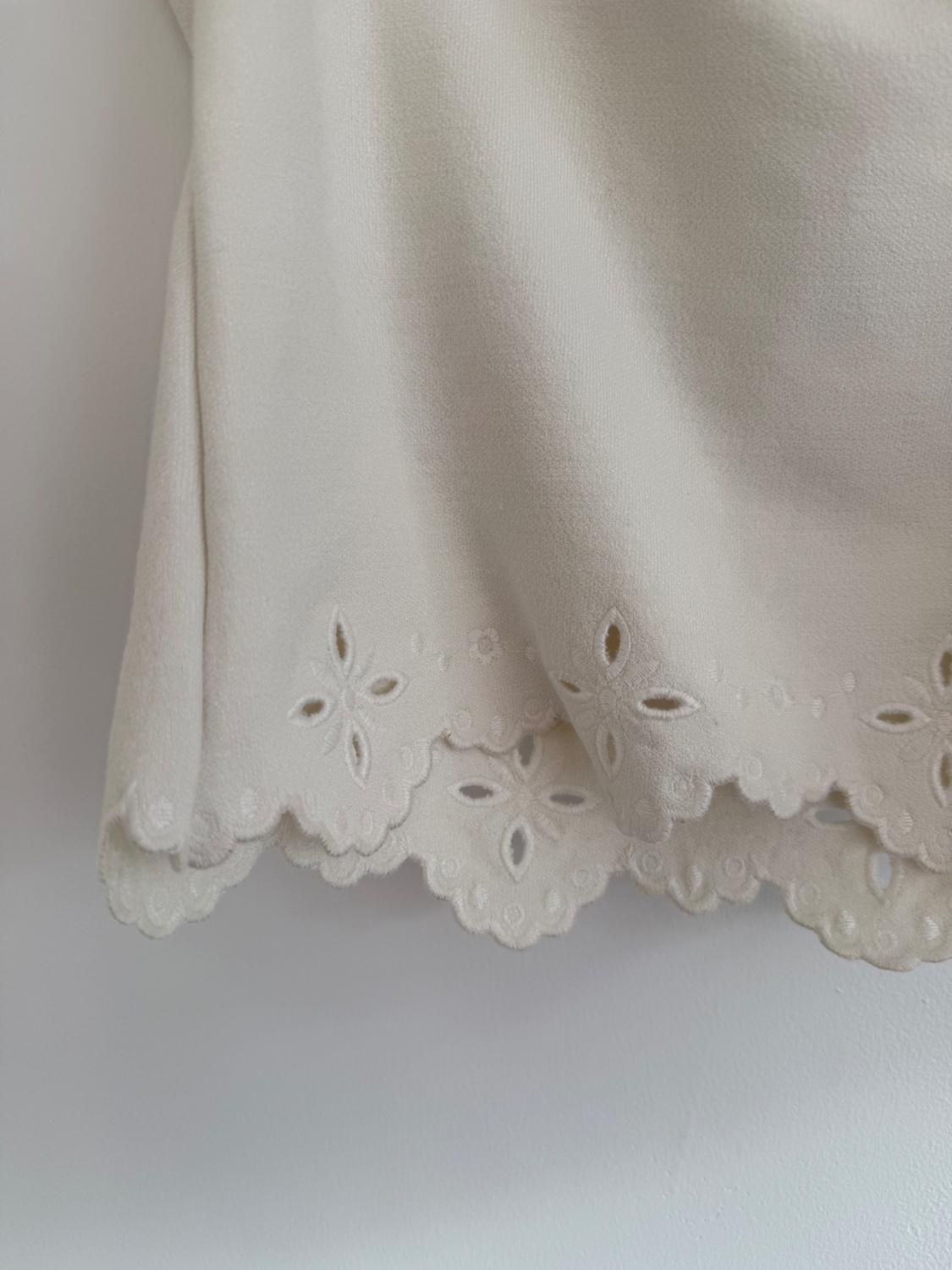 EMBROIDERED STRETCH KNIT TOP - Image 3