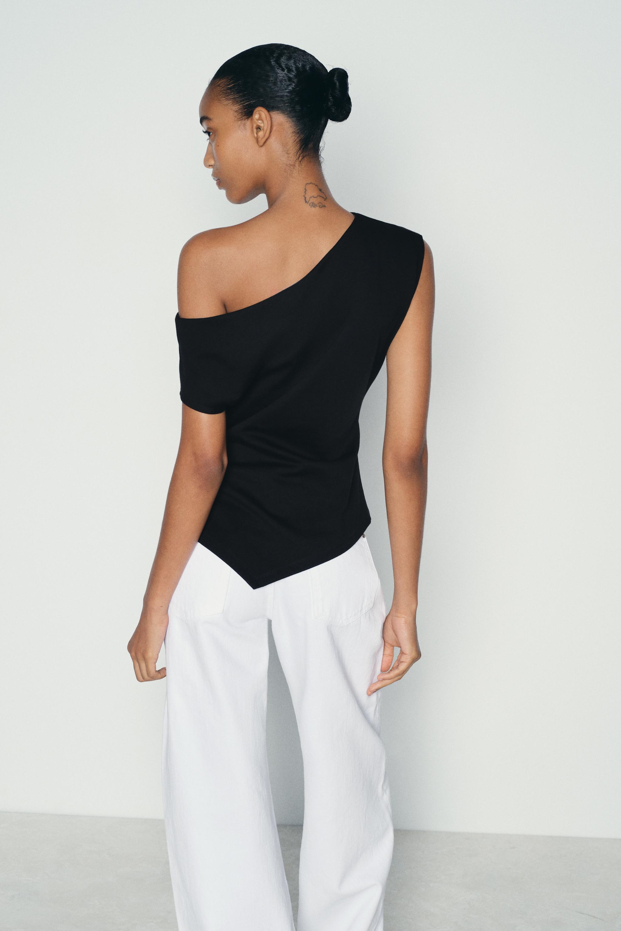 ASYMMETRISCHES T SHIRT MIT RAFFUNGEN