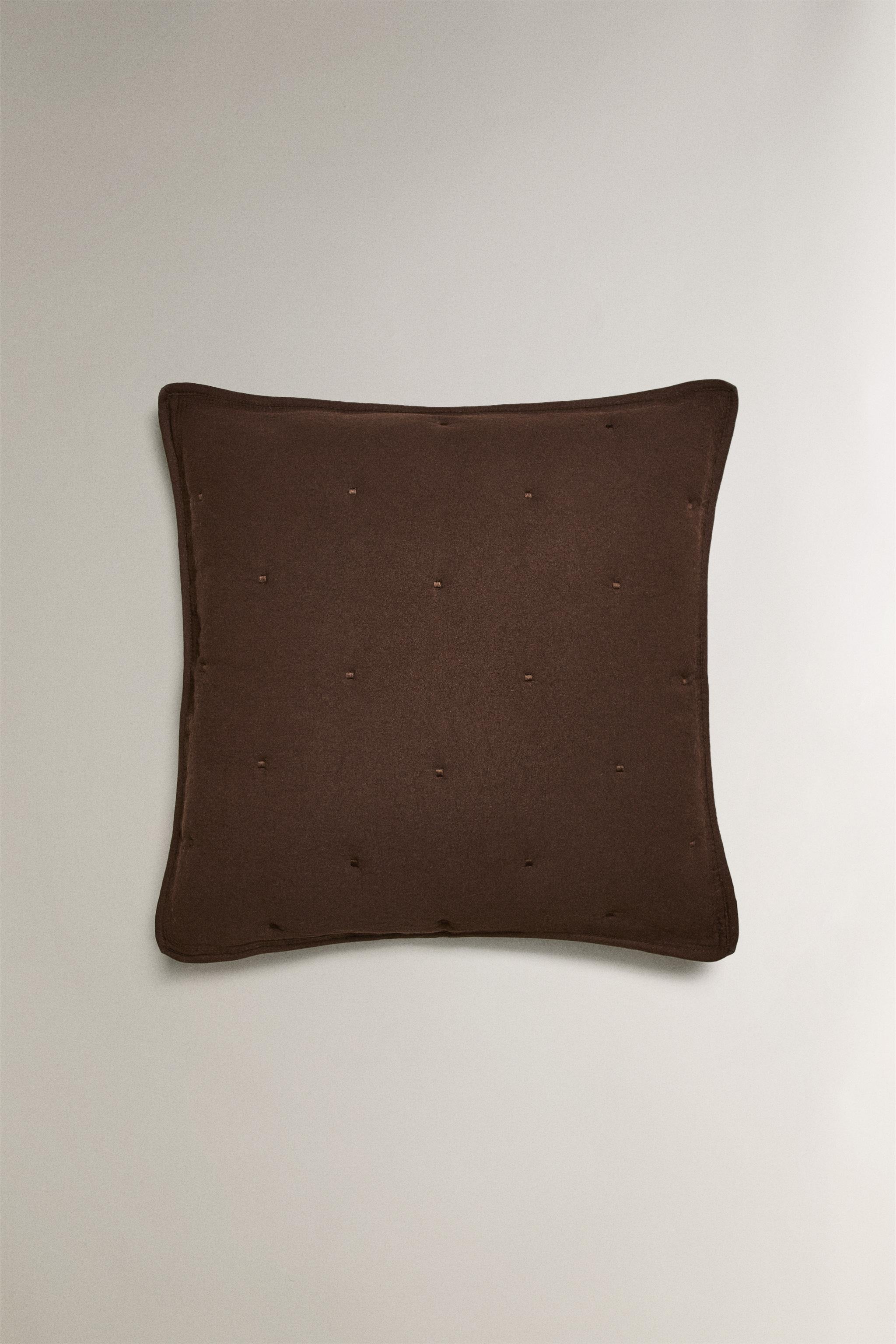 MICROFIBER PILLOW SHAM FOR QUILT