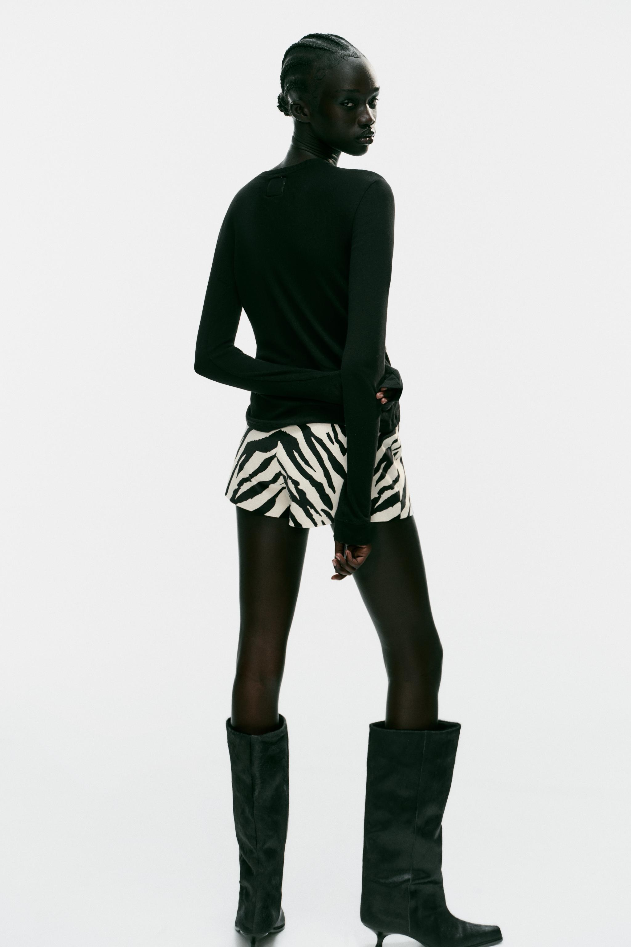 SHORT MINI VELOURS À IMPRIMÉ ANIMAL