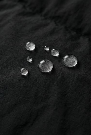 Zara WATER REPELLENT HIDDEN HOODIE JACKET UEFA CHAMPIONS LEAGUE ® - Black