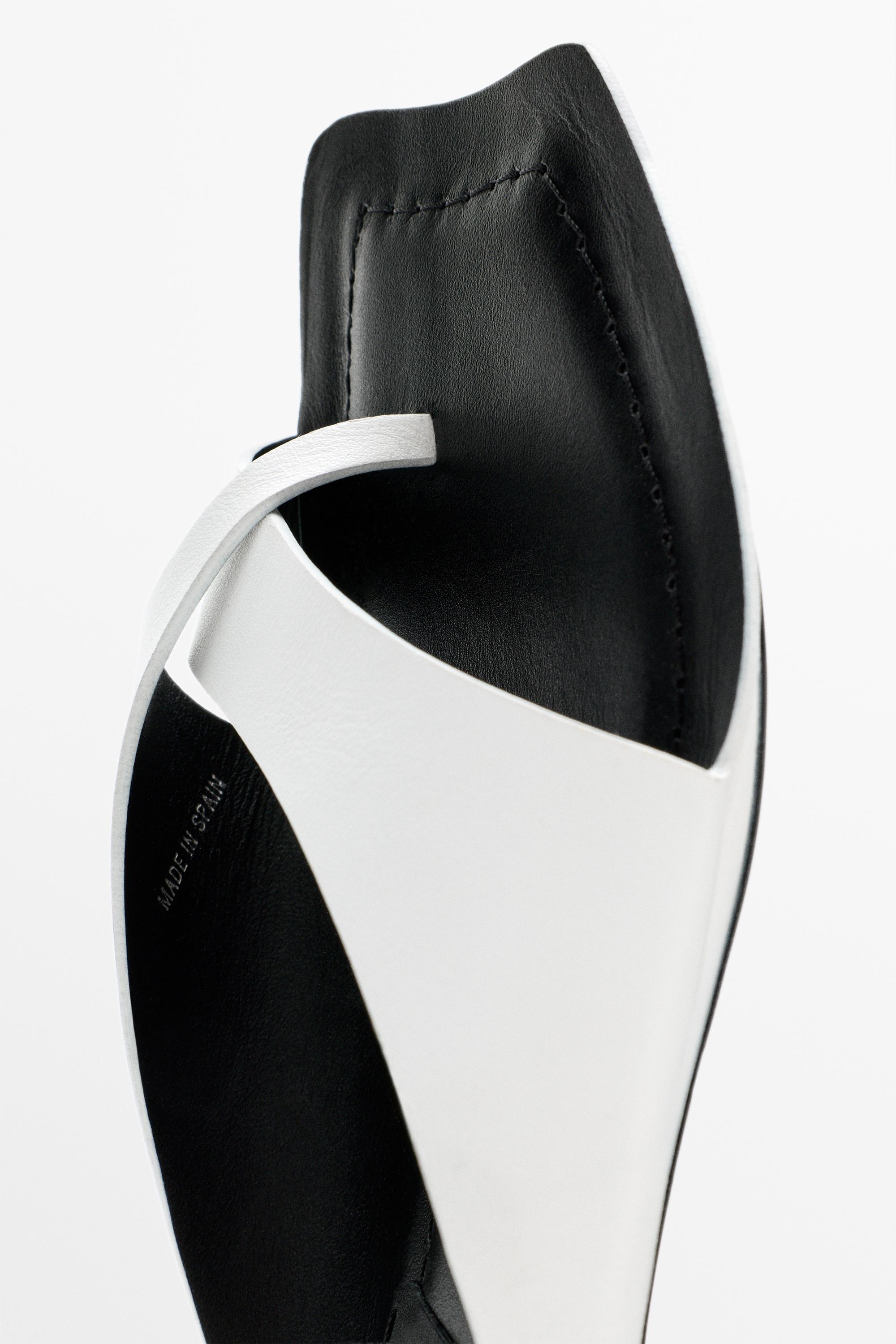 Sandale cuir talon
