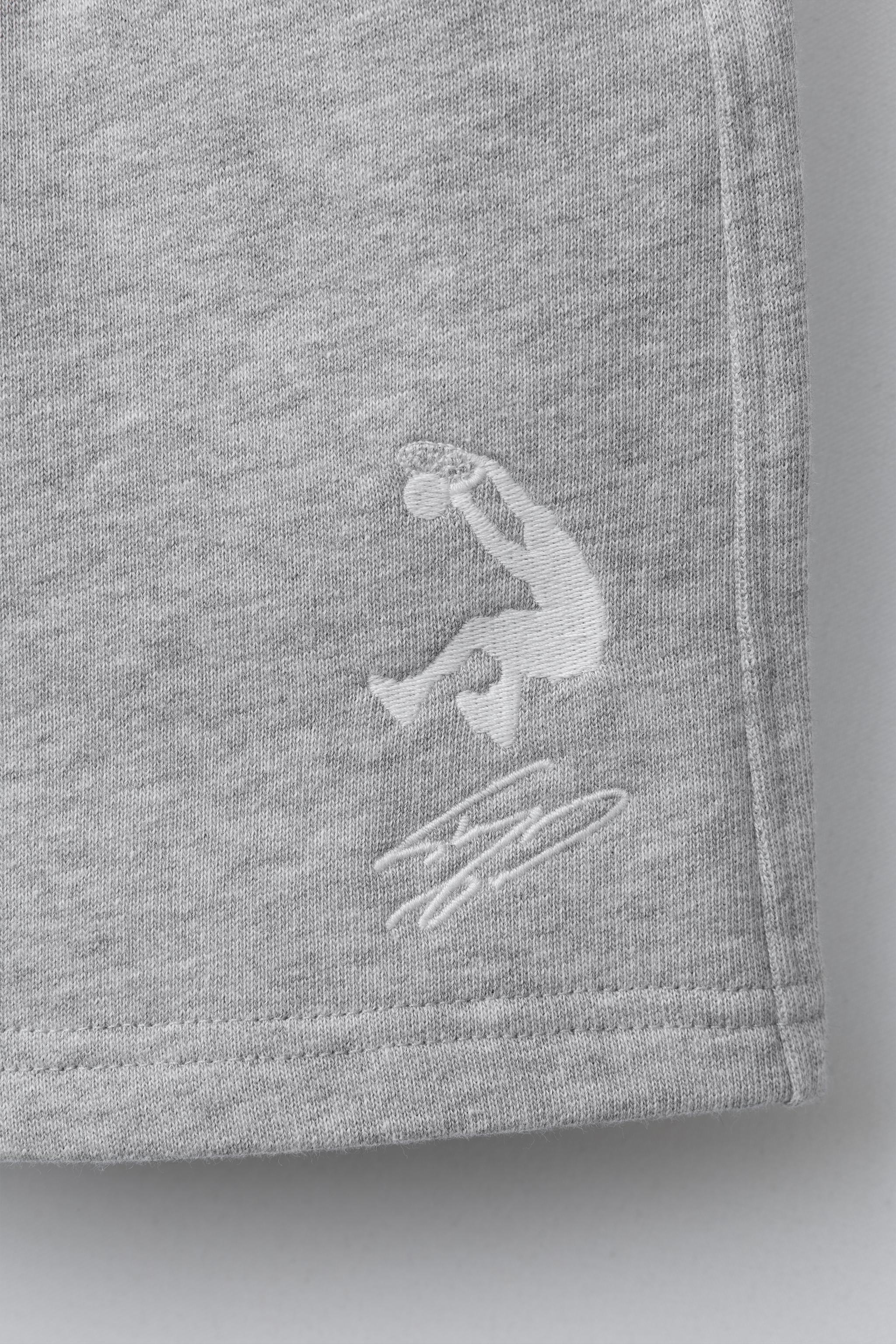SHAQ ™ SHAQUILLE O´NEAL PLUSH SHORTS