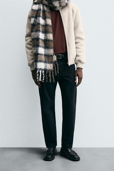 JEANS STRAIGHT FIT REGULAR - Carbón de Zara