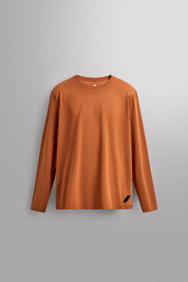 ТЕХНИЧЕСКАЯ ФУТБОЛКА GRAVEL С ДЛИННЫМ РУКАВОМ — ОХРА от Zara
