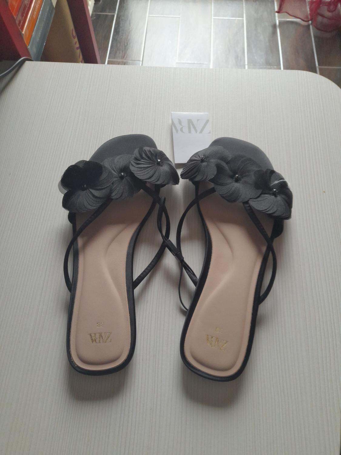 FLORAL FLAT SANDALS - Image 2