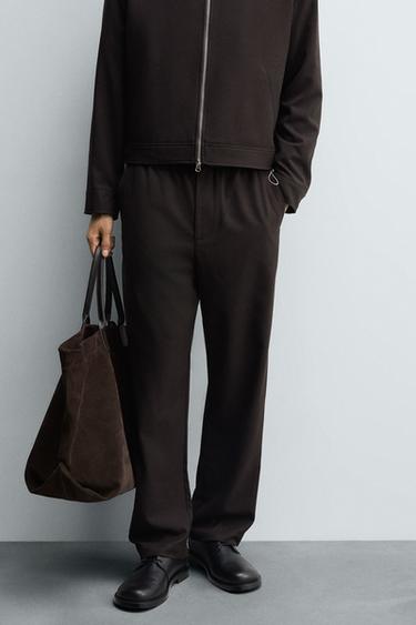 PANTALÓN CINTURA JOGGER REGULAR FIT - Marrón de Zara
