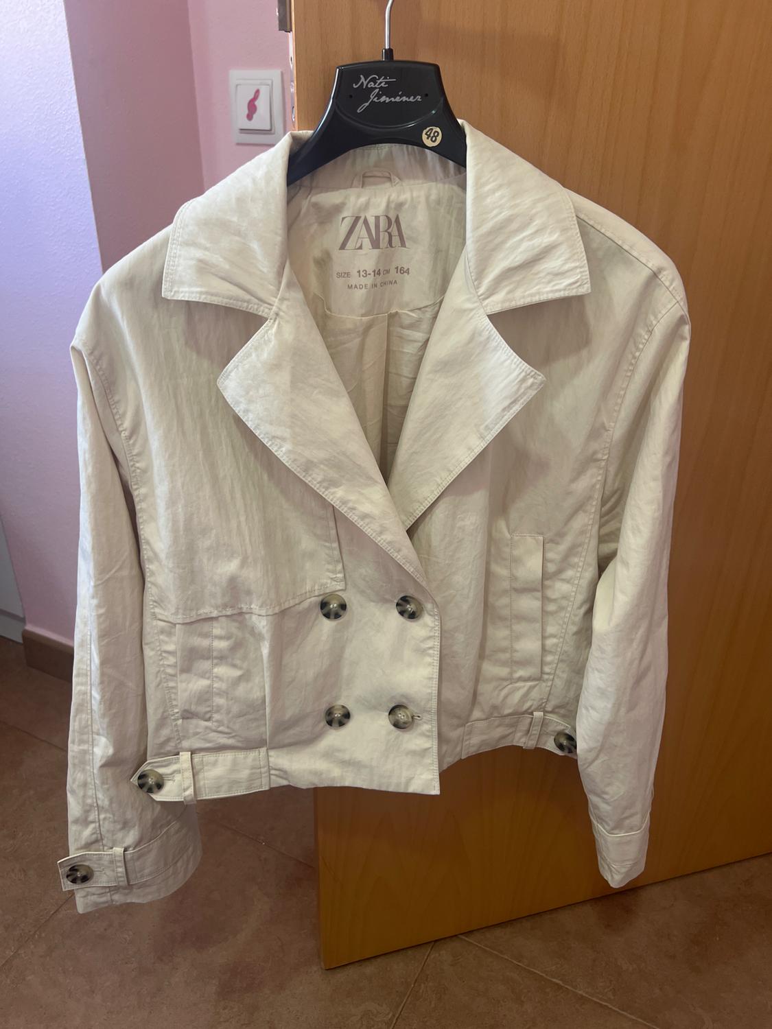 SHORT TRENCH COAT