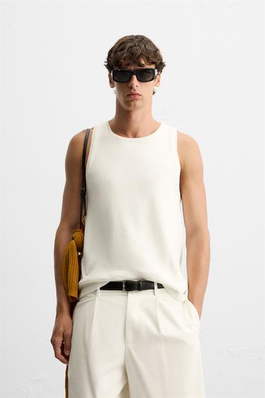 T-SHIRT DÉBARDEUR  MAILLE STRUCTURÉE - Écru de Zara