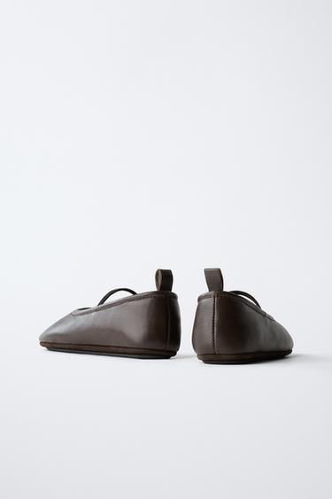 BALLERINES EN CUIR - Marron de Zara - Image 5