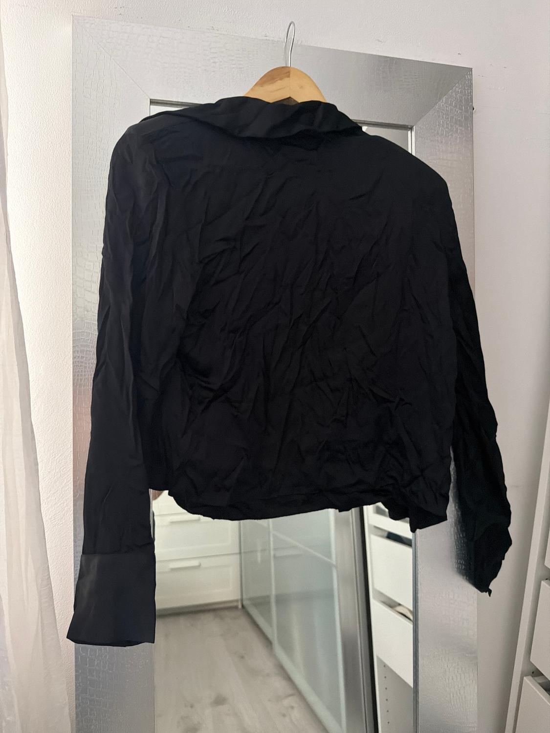 SATIN SHIRT WITH SHOULDER PADS - Image 2