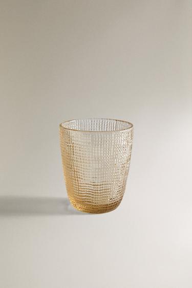 レリーフ ガラス タンブラーブラウン0Zaraのレリーフ ガラス タンブラー - ブラウン - 画像 0