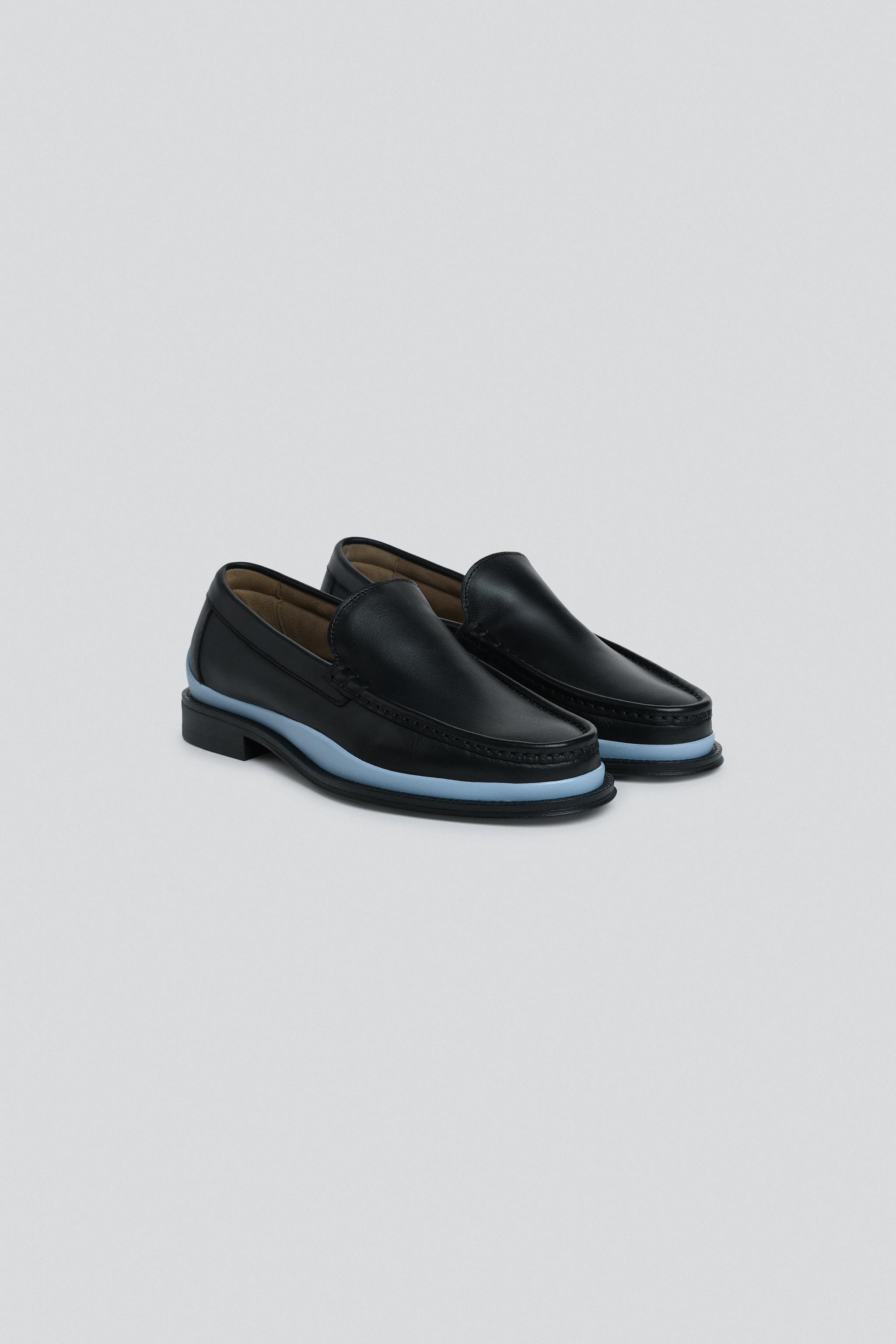MOCASSINS EN CUIR
