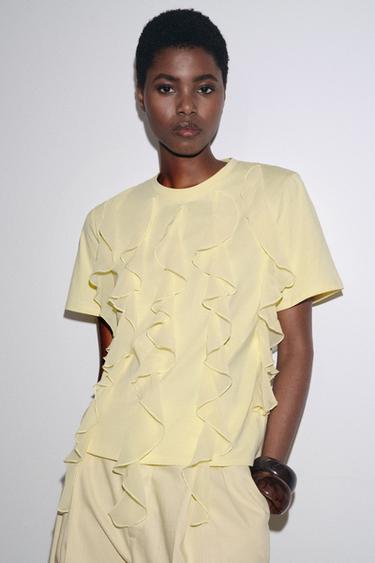 T-SHIRT WITH FRONT RUFFLES - Yellow by Zara