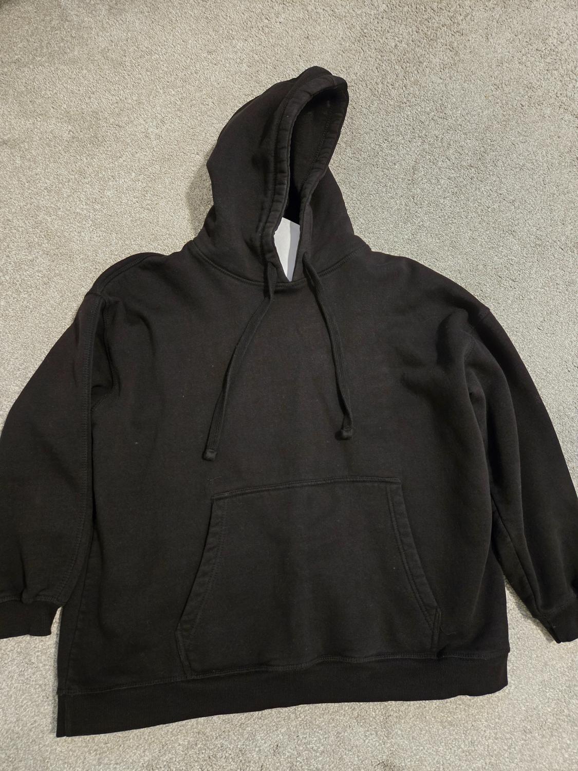 OVERSIZED HOODIE SWEATSHIRT