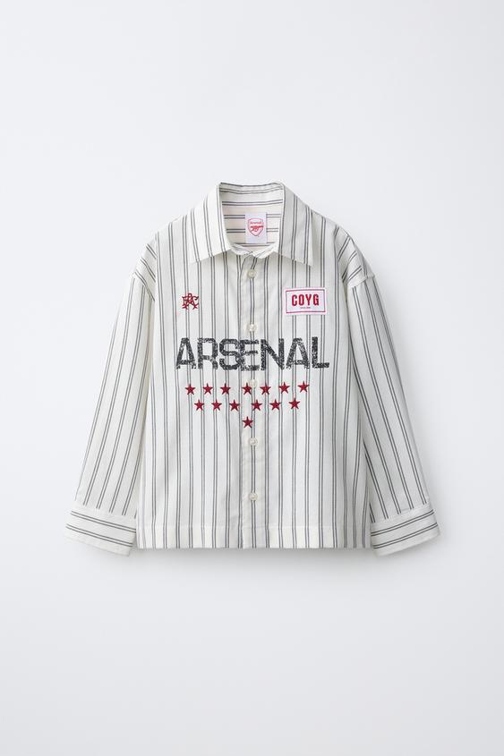 חולצת פסים עם הדפס ARSENAL F.C. © - רצועות של Zara - תמונה 0