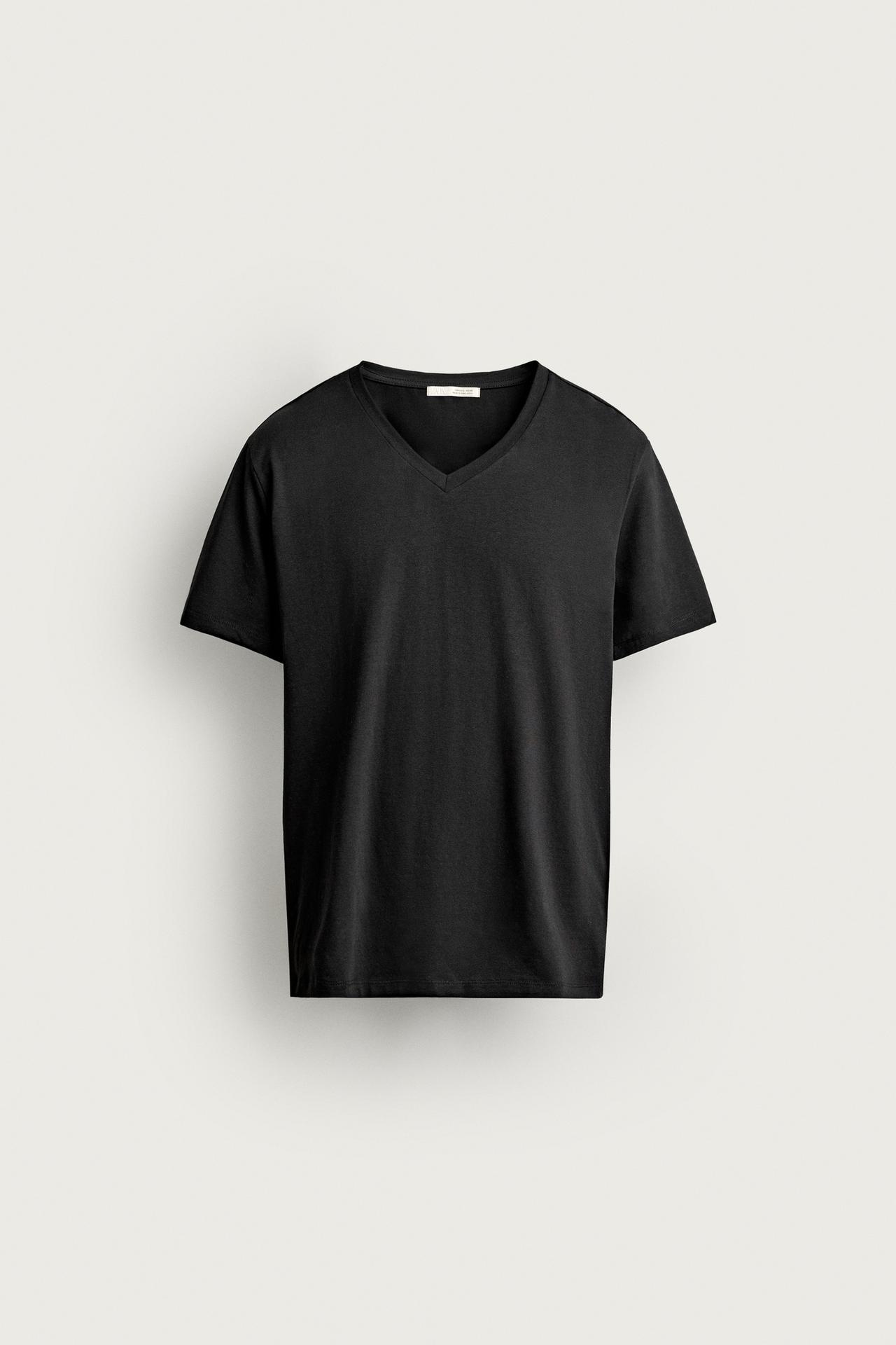 BASIC V-NECK T-SHIRT — Black